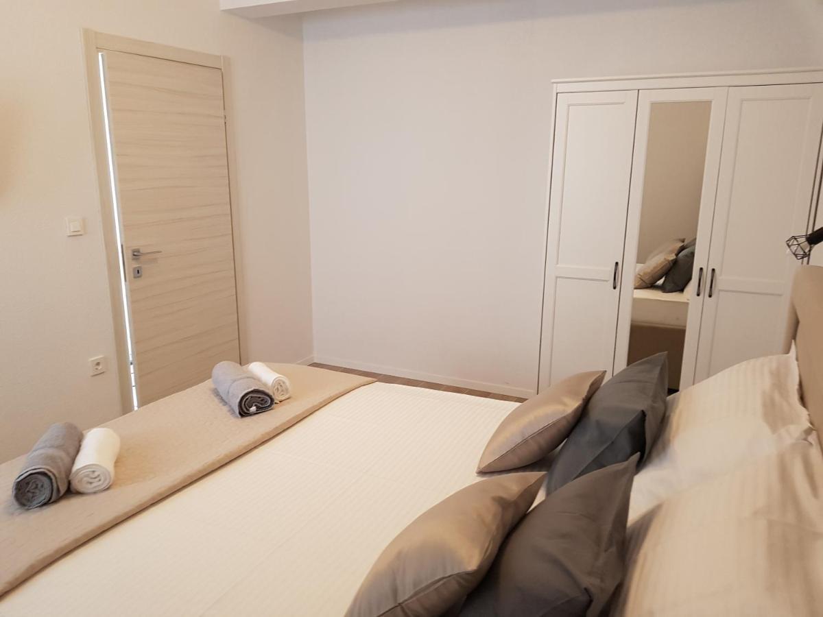 La Vista Apartments Mimice Extérieur photo